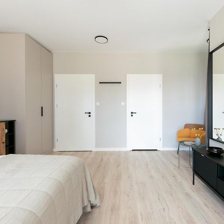 Platinum Apartments Варшава Екстериор снимка