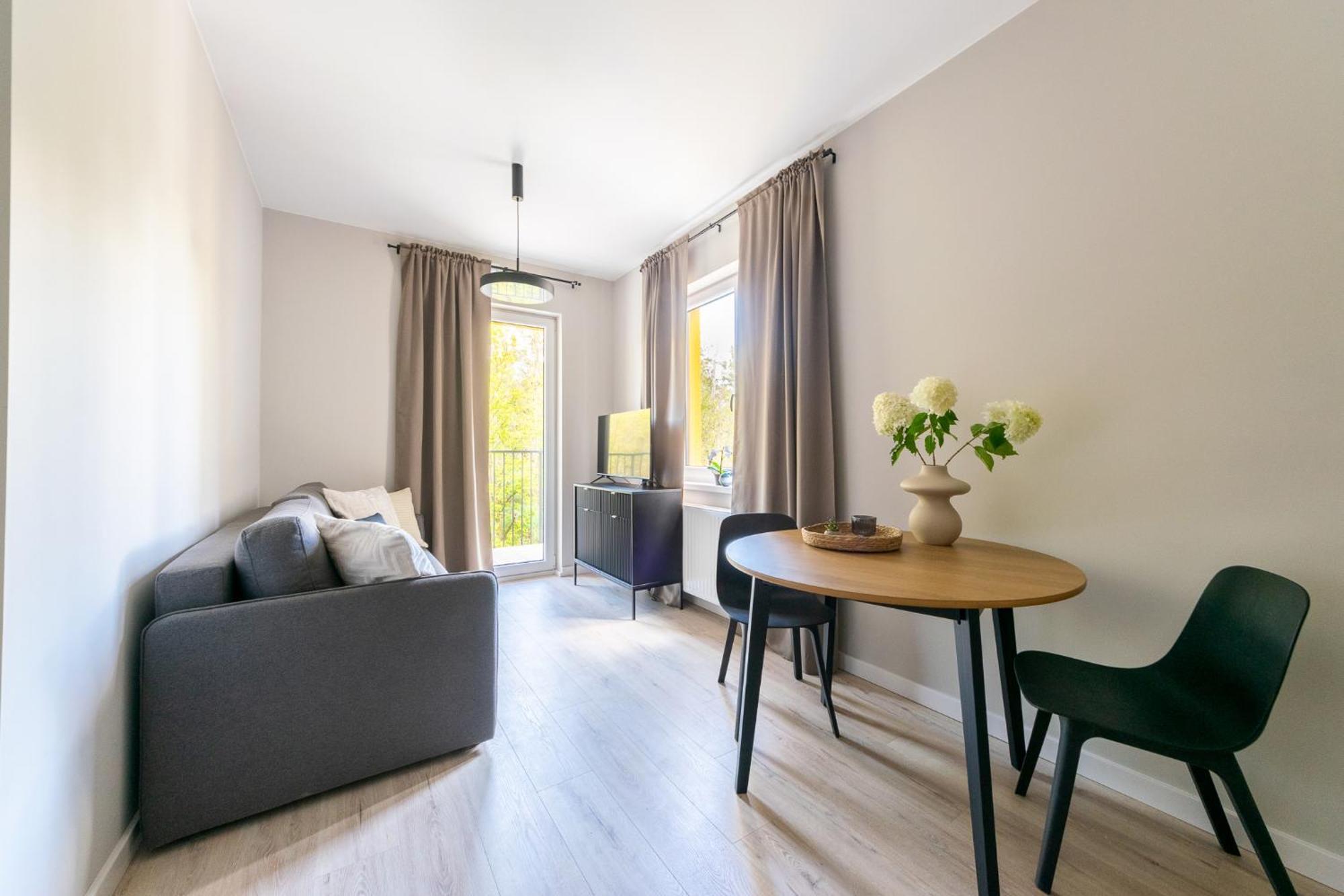 Platinum Apartments Варшава Екстериор снимка