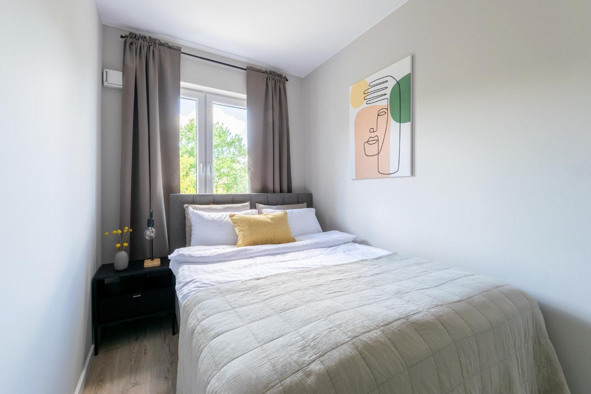 Platinum Apartments Варшава Екстериор снимка