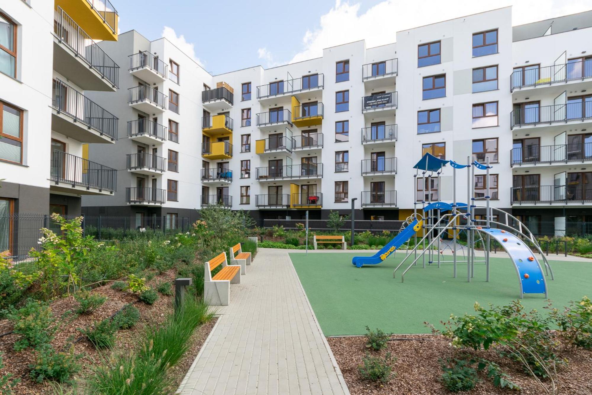 Platinum Apartments Варшава Екстериор снимка